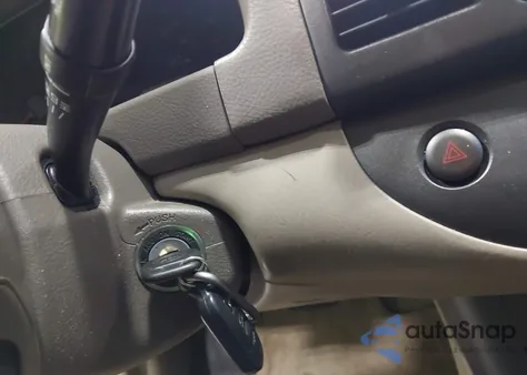 2005 Toyota Camry Le из США, поврежденный, VIN 4T1BE32K65U019092